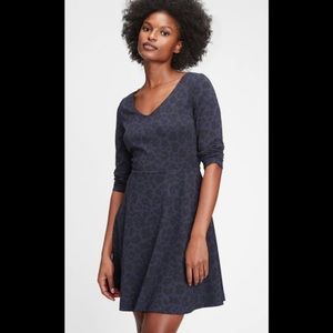 NWOT Gap Women's originally $69.95 Ponte Flare Dress, blue cheetah print, Sz 0p